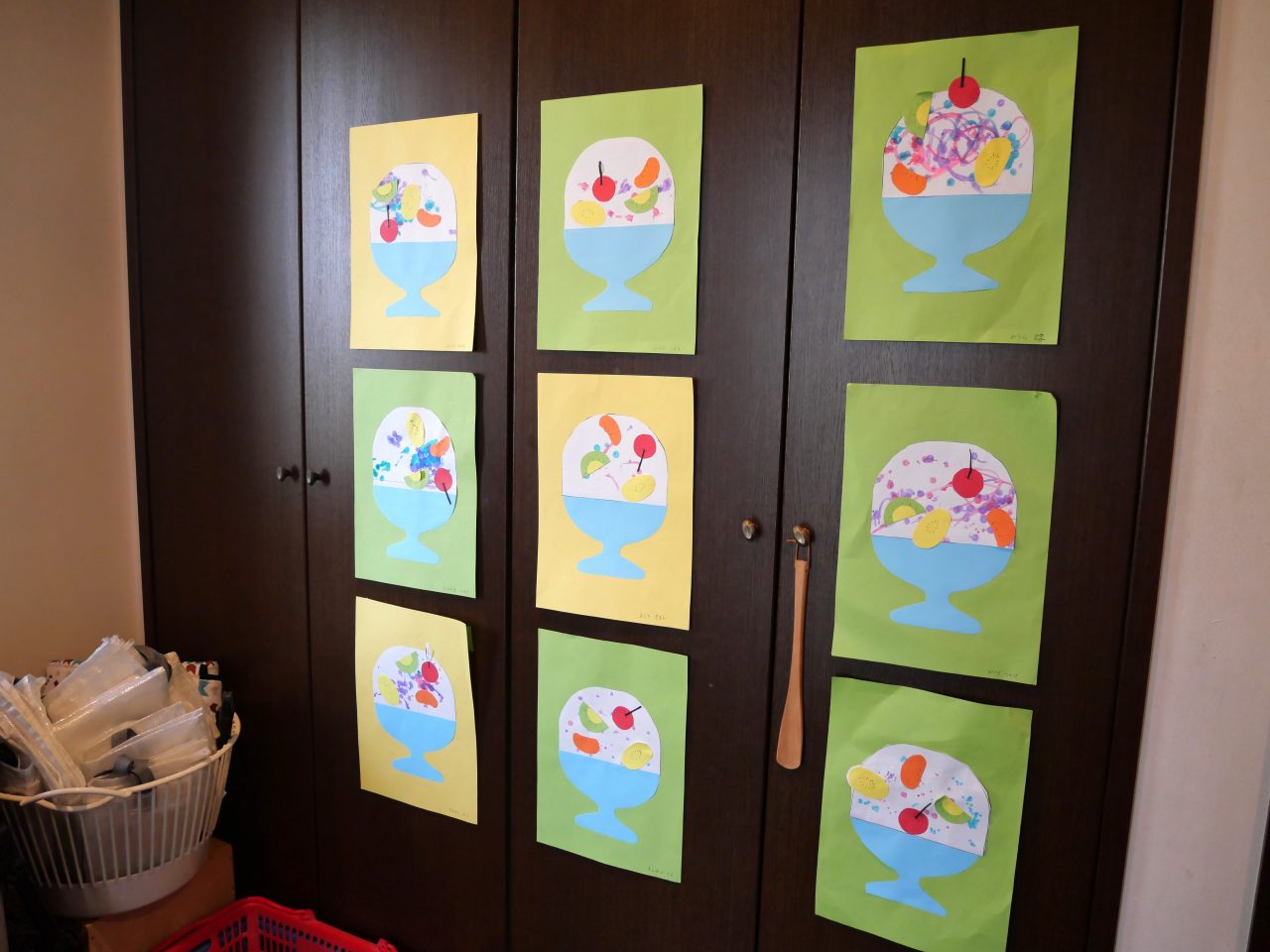 訪問レポート　街の家族　子どもが描いたかき氷の絵