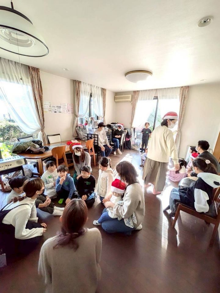 訪問レポート　街の家族　クリスマス会
